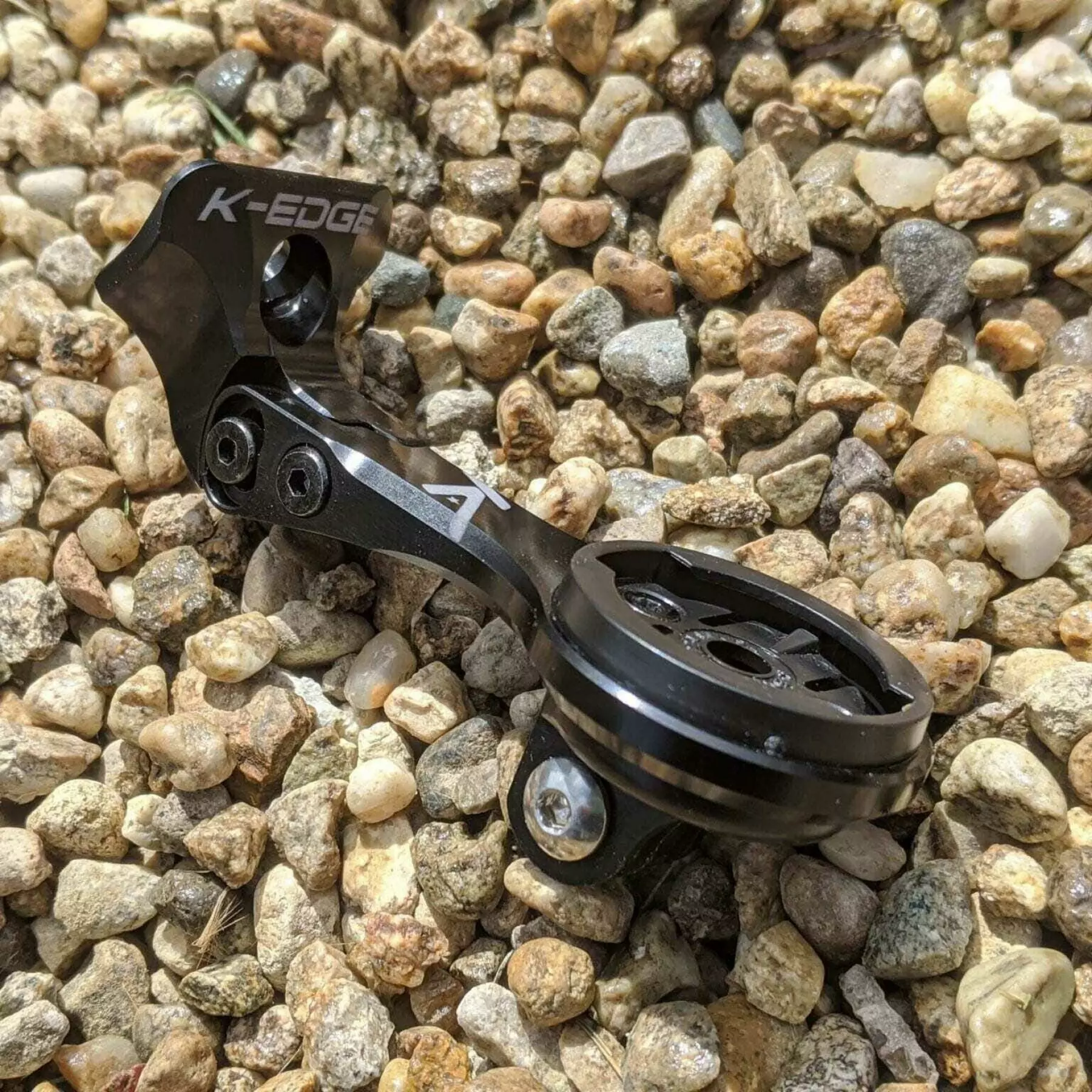 Support Montage Combo Madone K-Edge Garmin 3 Support Montage Combo Madone K-Edge Garmin