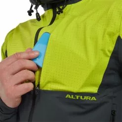 Veste Imperméable Altura Stretch Zephyr Nightvision 20 Veste Imperméable Altura Stretch Zephyr Nightvision -Promos Vélos Boutique altura al22mzeph1 9ny l 8