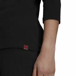 T-shirt Manches Longues Femme Adidas Five Ten Graphics 28 T-shirt Manches Longues Femme Adidas Five Ten Graphics -Promos Vélos Boutique gm4575 app on model detail 1 white