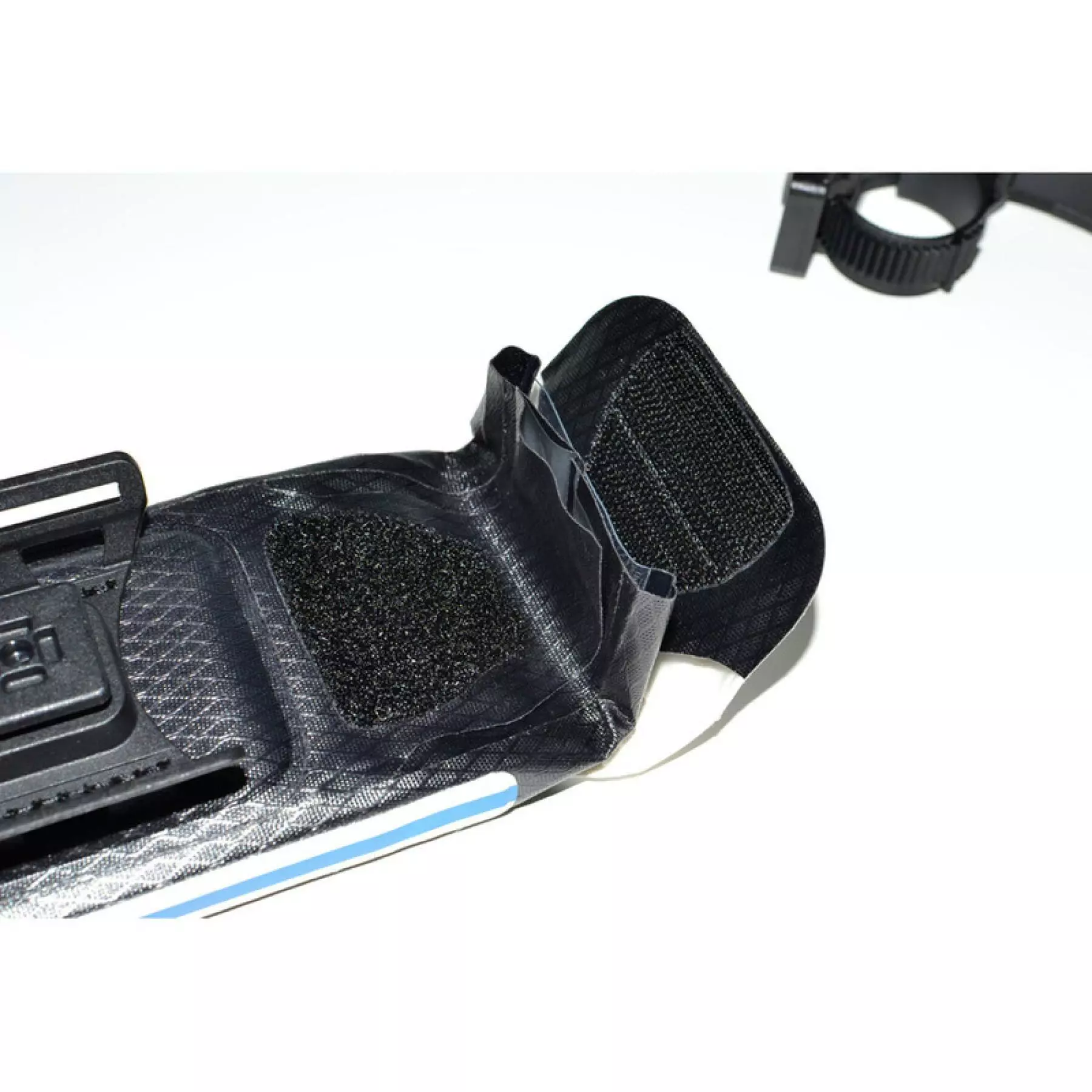 Housse De Smartphone + Kit De Montage IPhone 4/4s V Bike 7 Housse De Smartphone + Kit De Montage IPhone 4/4s V Bike – Image 5